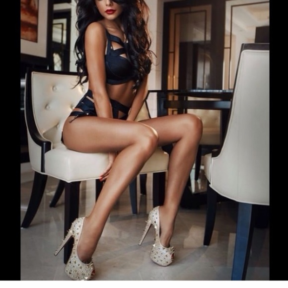 Agent Provocateur Whitney set - Picture 3 of 6